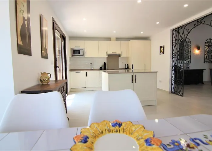 Maryvilla 0220 فيلة