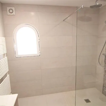 Maryvilla 0220 Villa